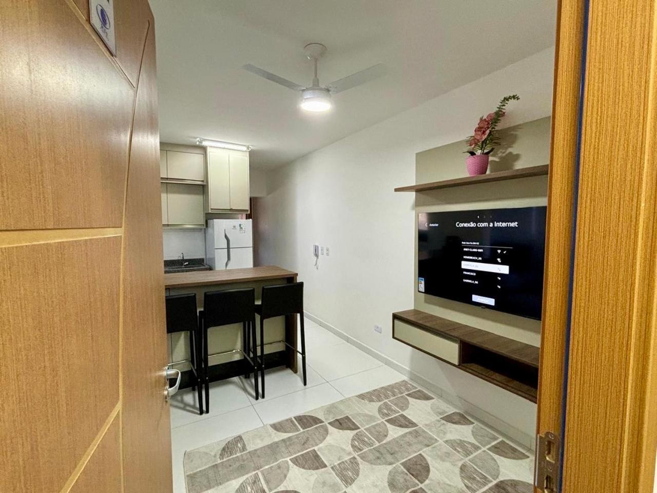 Novo Apto Canto Do Forte, Rua Praia Vista Montanha, Com Wi Fi, Homebeach10, 01 Vaga De Garagem, Melhores Restaurantes Ao Lado Прая Гранде Екстериор снимка